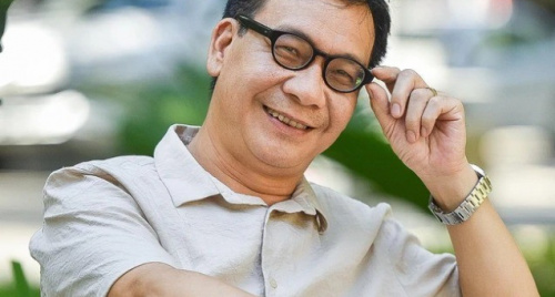 NSƯT Đức Khuê tuổi U60: Từ diễn viên tay ngang đến gương mặt phim giờ vàng