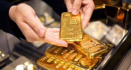 Giá vàng thế giới "hụt hơi" vì lo ngại về lộ trình hạ lãi suất của Fed