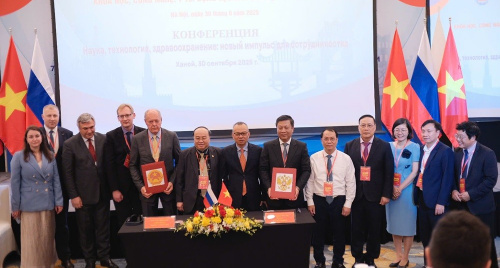 Chủ tịch VACOD-HBA dự Lễ ký kết thỏa thuận hợp tác giữa Bệnh viện Hữu Nghị và Trung tâm Ung thư Napalkov