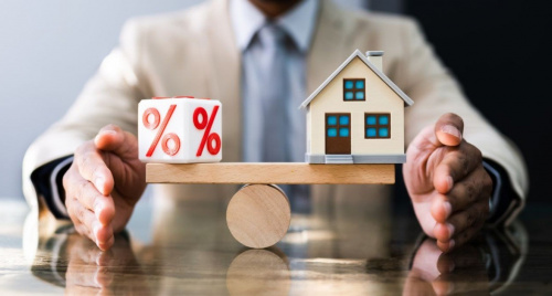 Lãi suất rục rịch tăng, đòn bẩy tài chính mua nhà bắt đầu nặng dần