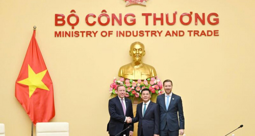 Bộ trưởng Nguyễn Hồng Diên làm việc với Đoàn đại diện cấp cao Hội đồng doanh nghiệp Châu Âu - ASEAN