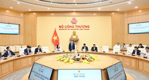 Bộ trưởng Nguyễn Hồng Diên chủ trì cuộc họp rà soát công tác triển khai Chính phủ số của Bộ Công Thương