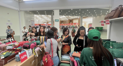 Không khí giao thương sôi động tại Hội chợ Mùa Thu lần thứ nhất - 2025