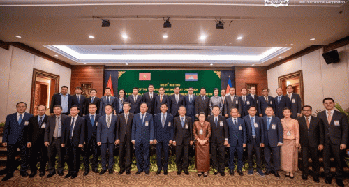 Thứ trưởng Trương Thanh Hoài tham dự Kỳ họp lần thứ 21 Ủy ban hỗn hợp Việt Nam - Campuchia về Kinh tế, Văn hóa, Khoa học và Kỹ thuật ngày 9/12/2025 tại Siem Reap, Campuchia.