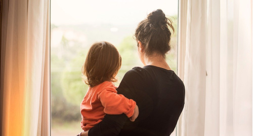 Mẹ đơn thân lương 13 triệu và hơn 500 triệu tiết kiệm có nên đón con lên thành phố?