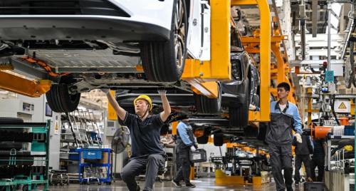 Hết thời "nắn nót", các ông lớn học Trung Quốc trong ngành ô tô