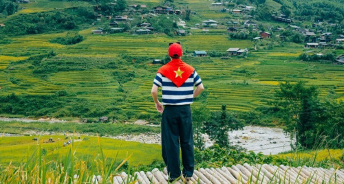 Ngày càng nhiều người Việt thích du lịch một mình: Tự do hay cô đơn?