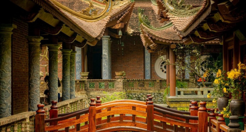 Du lịch tâm linh trong dòng chảy phát triển bền vững