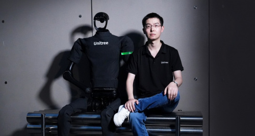 Doanh nhân 9x làm rung chuyển ngành robot thế giới