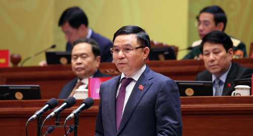 Bí thư Đảng ủy, Quyền Bộ trưởng Bộ Công Thương Lê Mạnh Hùng được Đại hội tín nhiệm bầu vào Ban Chấp hành Trung ương Đảng khoá XIV