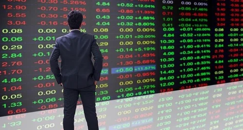 Lãi suất tăng kéo dòng tiền rời chứng khoán, nguy cơ call margin phủ bóng thị trường