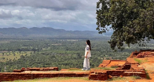 Nữ du khách Việt chi 27 triệu đồng cho một tuần rong ruổi Sri Lanka