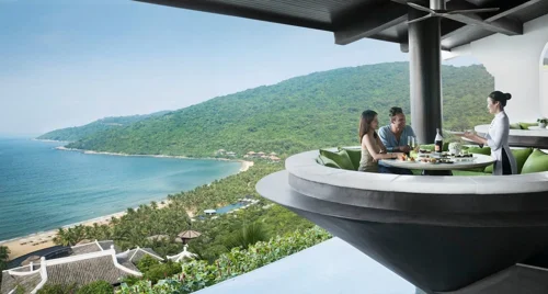 Mua trước trả sau và gánh nặng sau kỳ nghỉ
