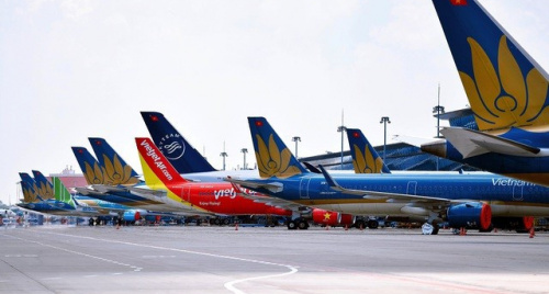 Đề xuất chuyến bay chậm 2 giờ phải phục vụ ăn uống, chậm từ 3 giờ phải hoàn vé