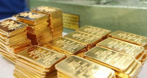 Vàng trượt sâu dưới áp lực bán tháo toàn cầu, nhà đầu tư “trở tay không kịp”