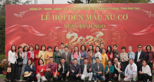 Đoàn doanh nhân VACOD - HBA hành trình về miền đất Tổ, dâng hương tưởng nhớ Tổ Mẫu Âu Cơ và các Vua Hùng