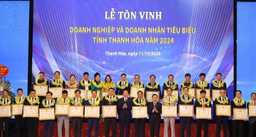 Hướng dẫn xét tôn vinh, trao tặng giải thưởng cho doanh nhân, doanh nghiệp