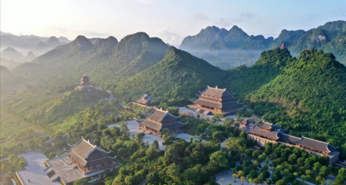 Du lịch tâm linh hút khách đầu xuân