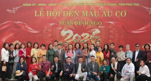 Đoàn doanh nhân VACOD - HBA hành trình về miền đất Tổ, dâng hương tưởng nhớ Tổ Mẫu Âu Cơ và các Vua Hùng