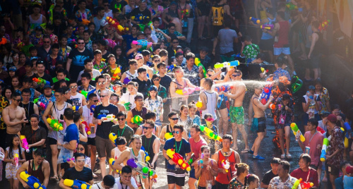 Lễ hội Songkran 2026 mang về hơn 830 triệu USD cho ngành du lịch Thái Lan