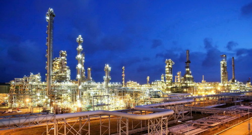 Việt Nam giữ vững phòng tuyến xăng dầu giữa cơn bão giá khu vực và thế giới