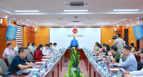 Bộ Công Thương tổ chức Hội nghị Trao đổi giải pháp giảm chi phí logistics nhằm thúc đẩy xuất khẩu