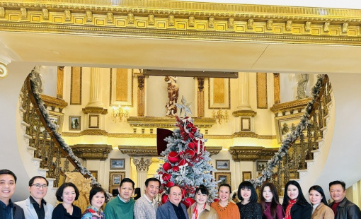 Chủ tịch HBA-VACOD đón tiếp Việt kiều Liên bang Nga