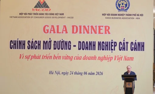 Hơn 300 doanh nghiệp hội tụ tại chương trình Gala Dinner "Chính sách mở đường - Doanh nghiệp cất cánh"