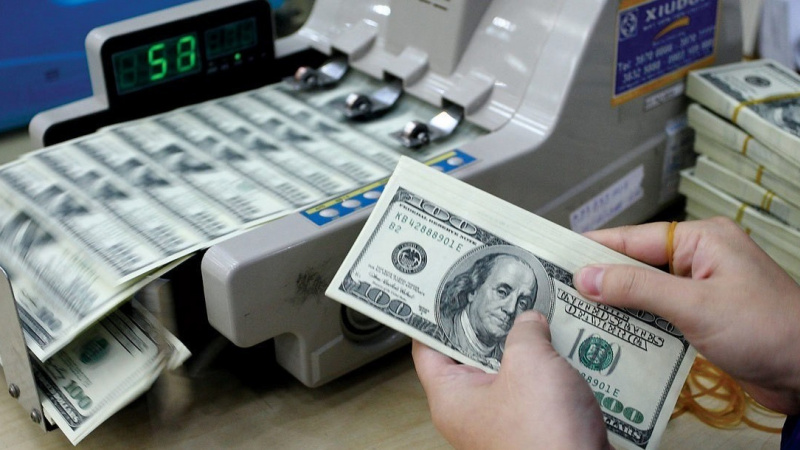 Tỷ giá USD hôm nay ngày 16/11: Đồng đô la Mỹ lao dốc mạnh trên chợ đen