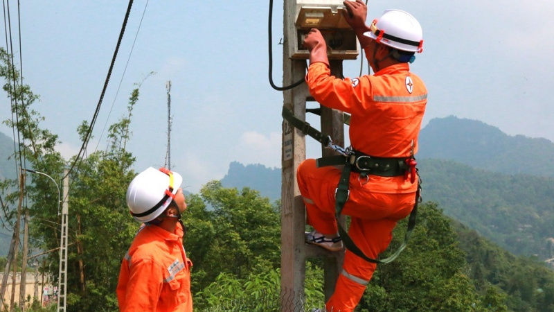 PC Lào Cai đẩy mạnh chuyển đổi số hệ thống đọc xa công tơ sang EVNHES