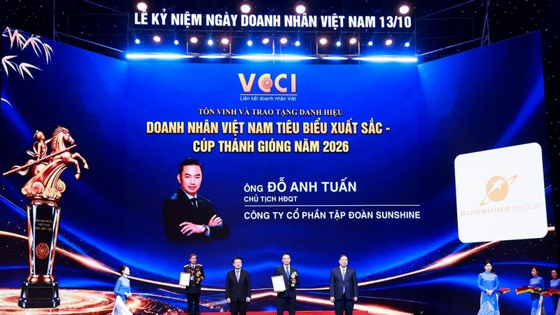 Từ kiến tạo đô thị đến kiến tạo hạ tầng cho kinh tế số: Dấu ấn Chủ tịch Sunshine Group tại Cúp Thánh Gióng 2026