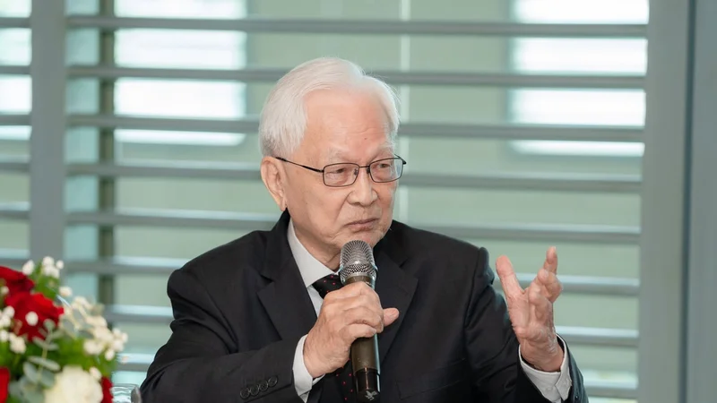 Chuyên gia kinh tế Bùi Kiến Thành: Việt Nam có thể bắt tay với RothsChild, BlackRock để thu xếp vốn cho các siêu dự án