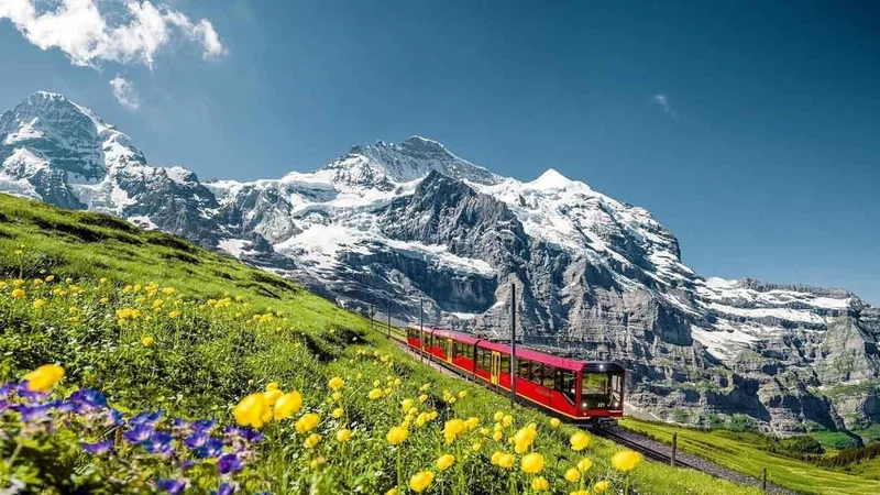 Bỏ 42 triệu đồng trekking Thụy Sĩ, nam du khách khám phá những cung đường đẹp như tranh
