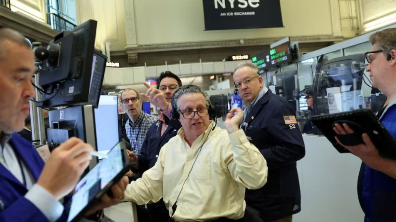 Ông Trump tuyên bố chiến sự “sớm kết thúc”, giá dầu lập tức hạ nhiệt