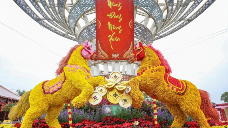 Nhìn thấy gì từ con số 14 triệu lượt khách du lịch dịp Tết Bính Ngọ?