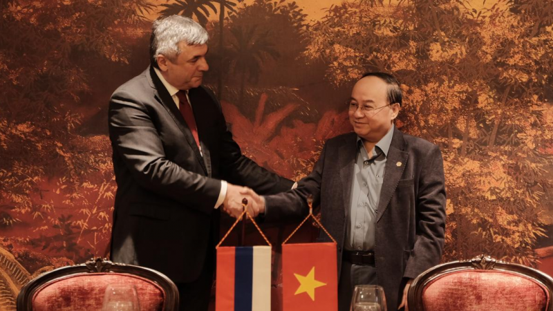 Chủ tịch HBA-VACOD đón tiếp Phó Chủ tịch Ủy ban Đối ngoại Saint Petersburg, Liên bang Nga đầu năm mới