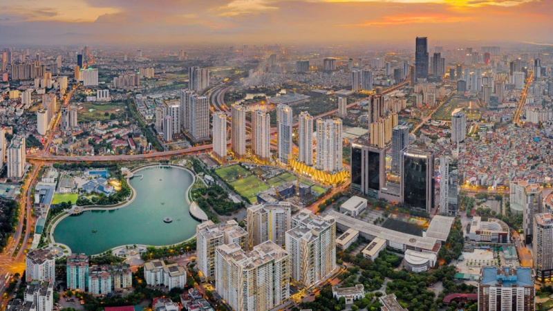 Gia đình 4 người tại Hà Nội chi 55 triệu mỗi tháng cần thu nhập bao nhiêu?