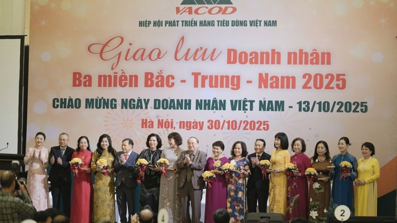 Những “nữ tướng” đảm lược của HBA – VACOD