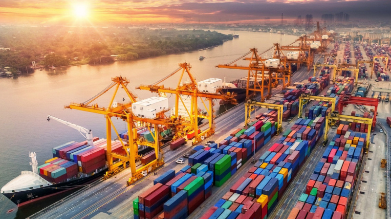 Việt Nam ồ ạt bơm hàng chục tỷ USD gỡ “nút thắt” Logistics, cả nước thành đại công trường