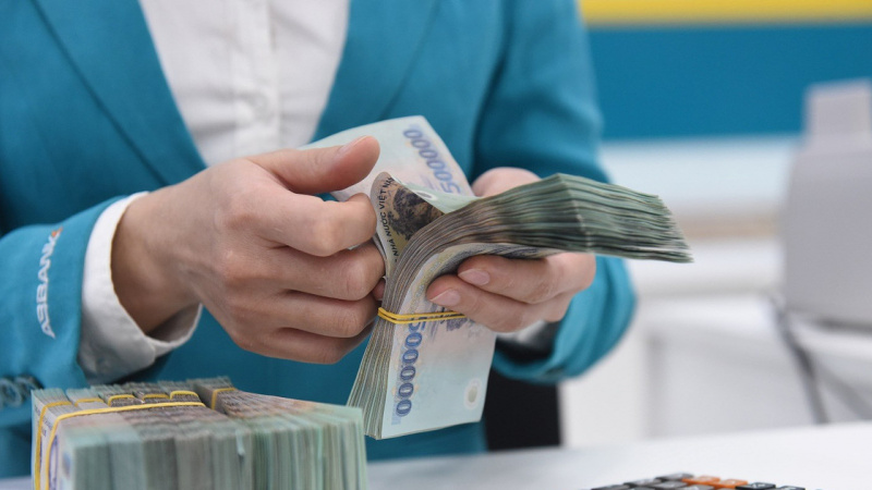 Nâng trần vốn ngắn hạn cho vay trung dài hạn, ngân hàng nào hưởng lợi kép?