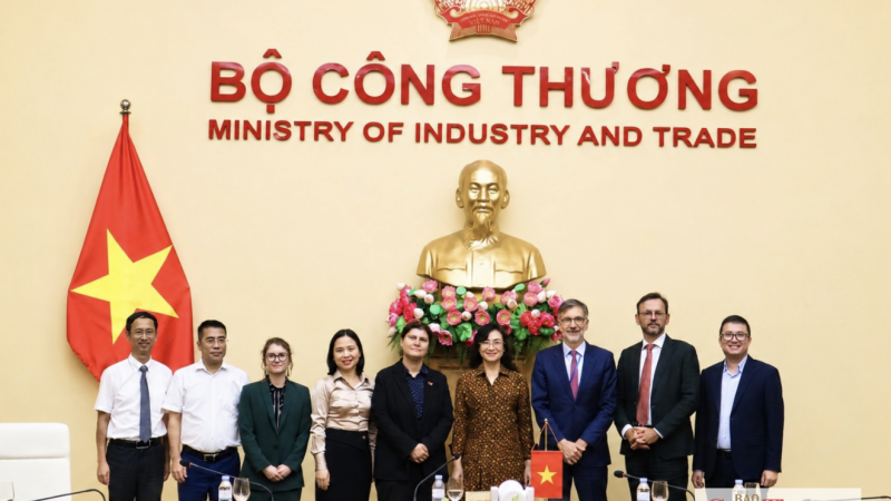 Thứ trưởng Phan Thị Thắng tiếp Đại biện lâm thời Đại sứ quán Pháp tại Việt Nam