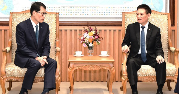 Phó Thủ tướng Hồ Đức Phớc tiếp Chủ tịch kiêm Tổng Giám đốc điều hành Ngân hàng Công nghiệp Hàn Quốc (IBK)