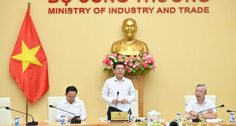 Bộ Công Thương tổ chức Hội nghị Tọa đàm với chuyên gia, nhà quản lý, doanh nghiệp về thị trường điện cạnh tranh