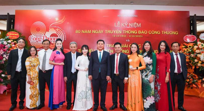 Lễ kỷ niệm 80 năm Ngày truyền thống và trao giải Cuộc thi tìm hiểu truyền thống ngành Công Thương