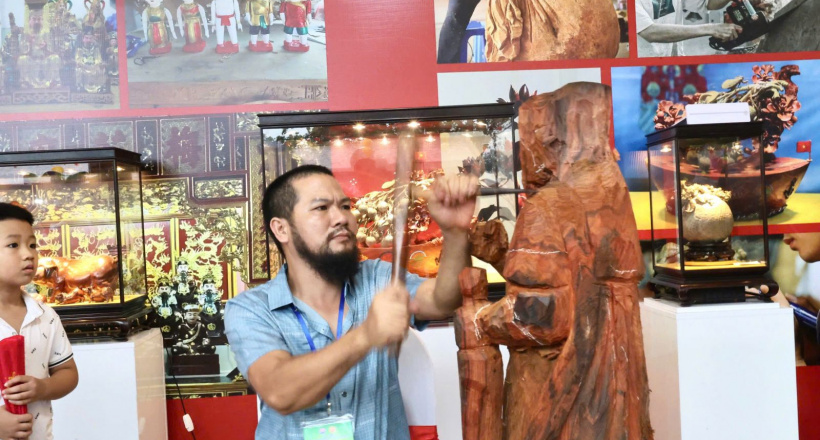 Xúc tiến tiêu thụ sản phẩm làng nghề truyền thống trên nền tảng số