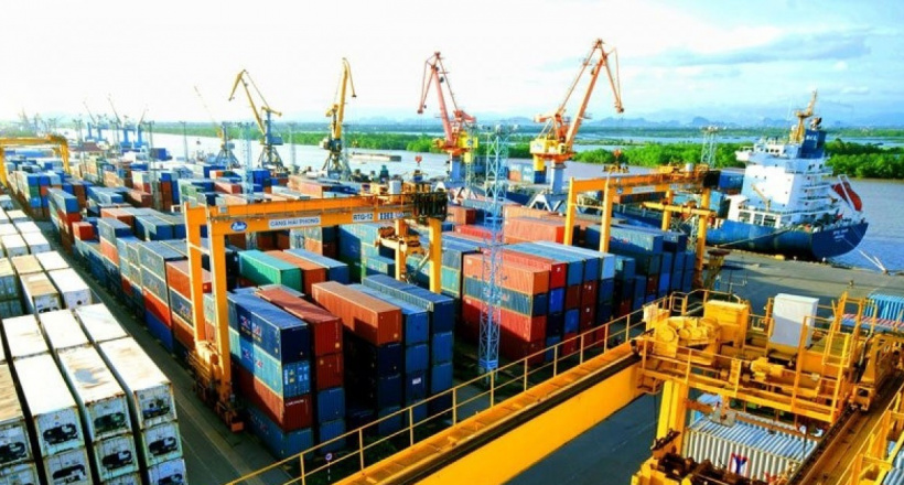 Thủ tướng yêu cầu xây dựng gói hỗ trợ doanh nghiệp trước thuế đối ứng của Mỹ trong tháng 11/2025