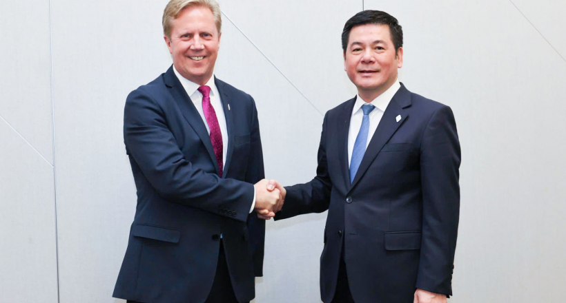 Bộ trưởng Nguyễn Hồng Diên làm việc với Bộ trưởng Thương mại New Zealand