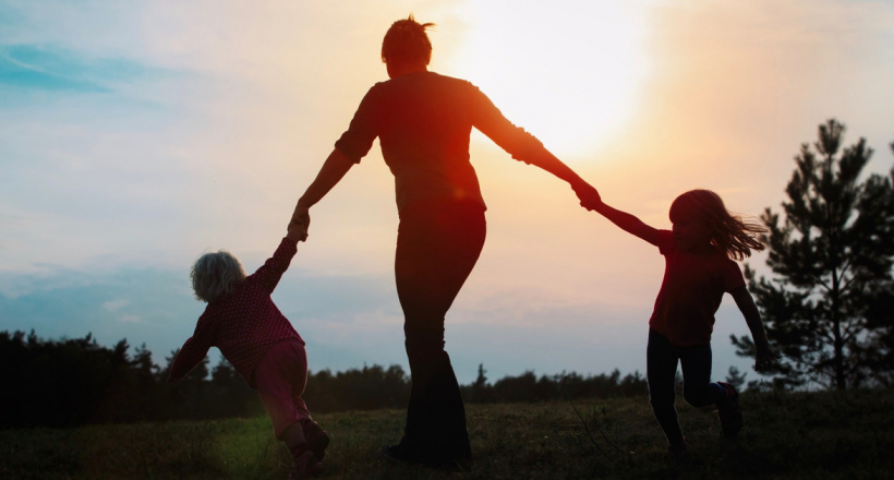 Mẹ đơn thân có tài sản hơn 10 tỷ đồng, sở hữu vàng, trái phiếu, nhà đất nhưng vẫn kiệt sức vì bất an