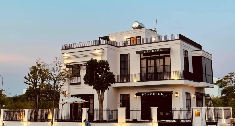 Chiêm ngưỡng biệt thự mặt tiền 40 tỷ ở TP.HCM của diễn viên Quốc Trường