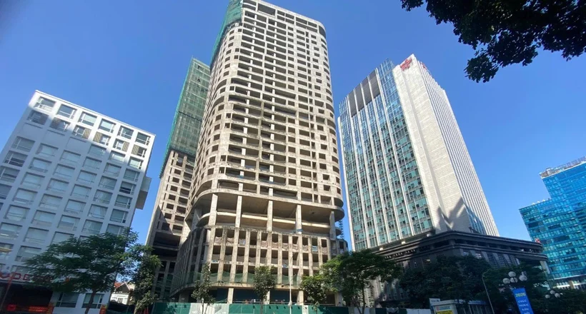 Dự án Manhattan Tower rục rịch thi công lại sau hơn một thập kỷ "đắp chiếu"